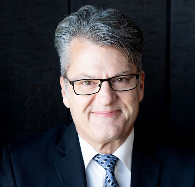 Headshot of Mark Armstrong, 4th Season Consulting team member, Senior Manager, Interactive & Creative Services